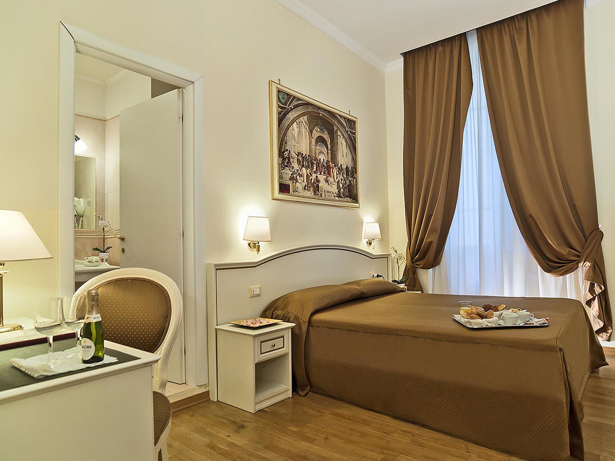 Bed and Breakfast Domus Via Veneto Рим Экстерьер фото